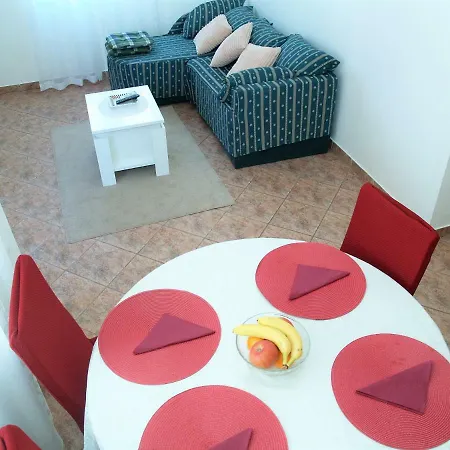 Apartament Ita *