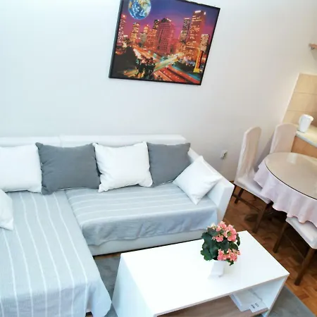 Ita Apartment